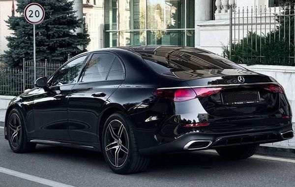 Оренда Mercedes Benz E-class W214 з водієм