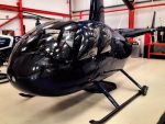 Політ на гелікоптері Robinson R44 над Києвом — гелікоптер