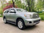 Внедорожник Toyota Sequoia серебристая аренда код 237