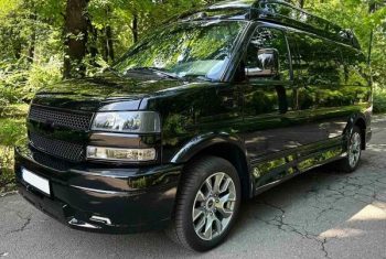 Оренда мікроавтобуса на весілля Chevrolet Express 