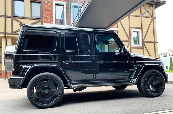 Mercedes-Benz G800 Brabus «Кубік» Tiffany — оренда на весілля в Києві