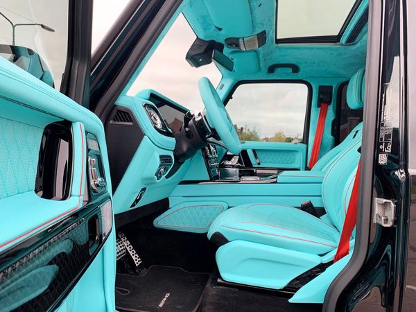 Mercedes-Benz G800 Brabus «Кубік» Tiffany — оренда на весілля в Києві