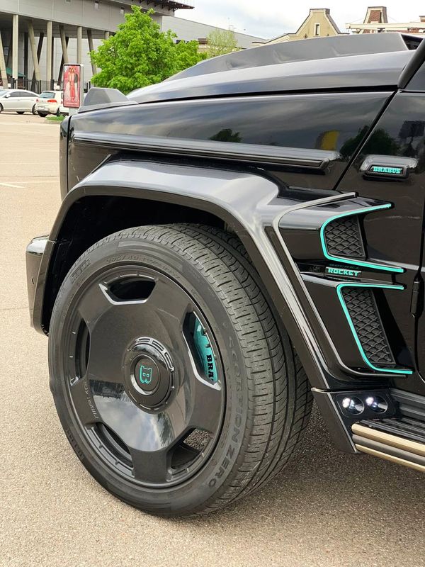 Mercedes-Benz G800 Brabus «Кубік» Tiffany — оренда на весілля в Києві