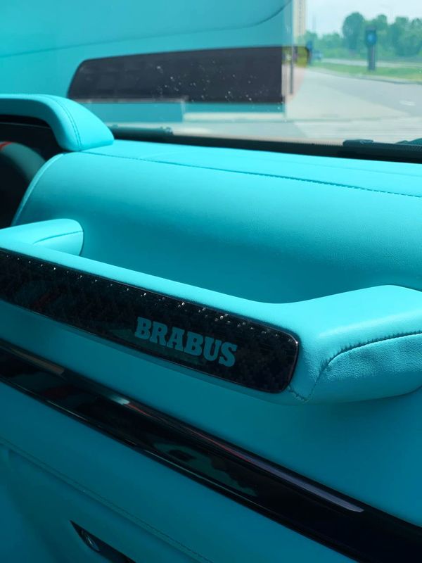 Mercedes-Benz G800 Brabus «Кубік» Tiffany — оренда на весілля в Києві
