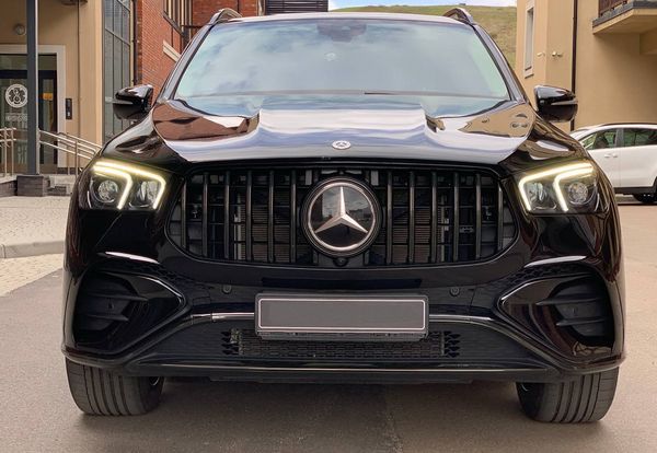 Bнедорожник на свадьбу Mercedes GLE 200 Style 63 AMG прокат без водителя
