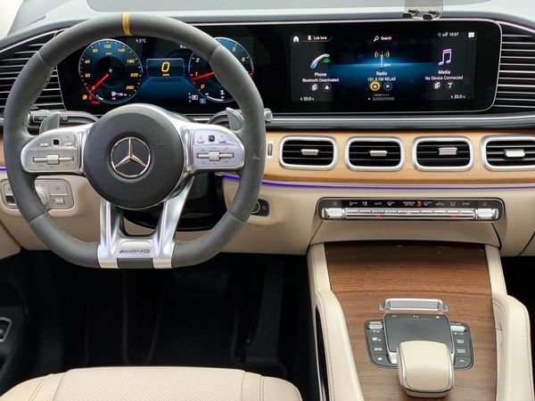 Bнедорожник на свадьбу Mercedes GLE 200 Style 63 AMG прокат без водителя