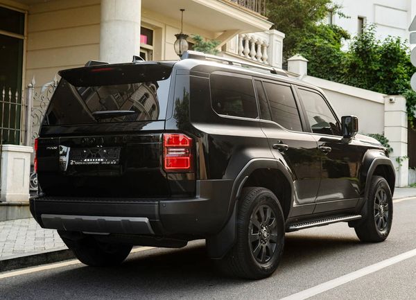 Прокат позашляховика Toyota Land Cruiser Prado 250 без водія авто на весілля