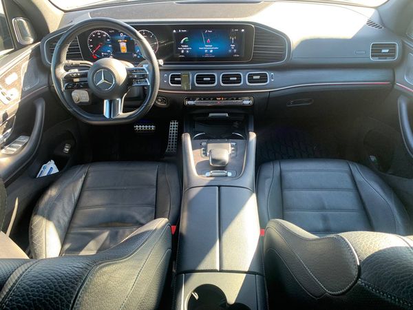 Позашляховик Mercedes Benz Gls AMG 400 напрокат без водія