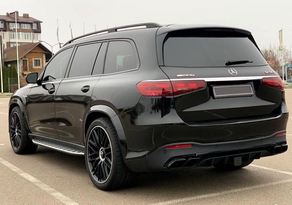 Прокат Merrcedes-Benz GLS 63 AMG без водія в Києві 