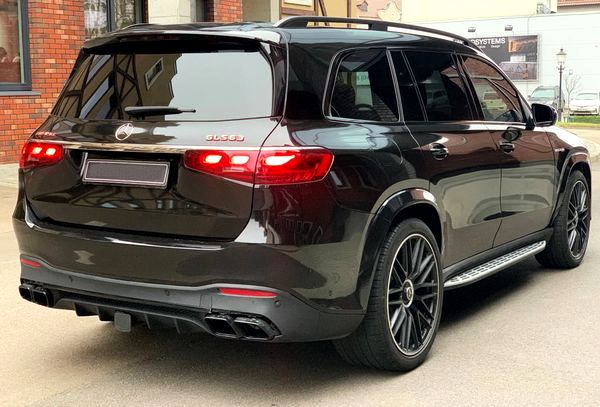 Прокат Merrcedes-Benz GLS 63 AMG без водія в Києві 