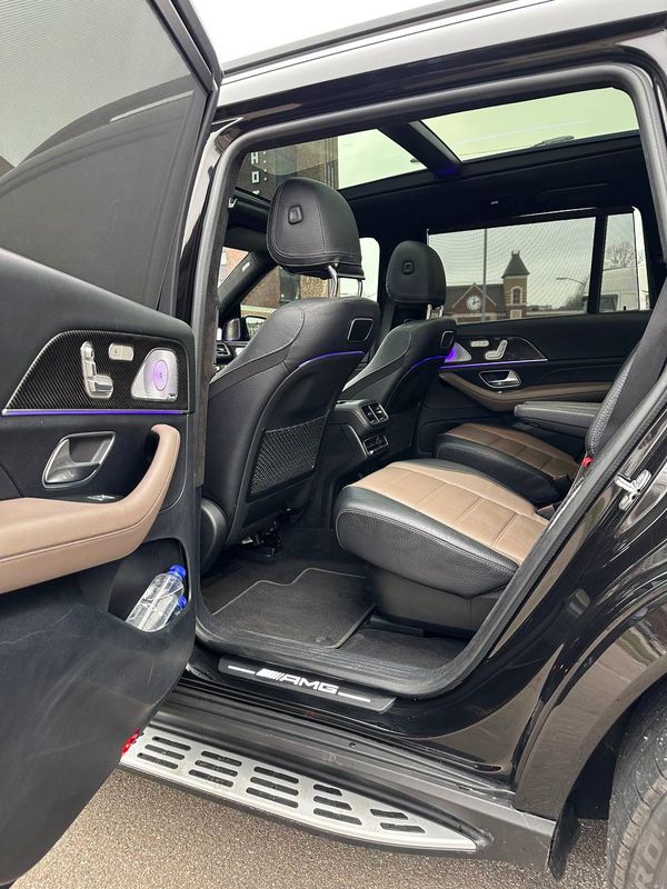 Прокат Merrcedes-Benz GLS 63 AMG без водія в Києві 