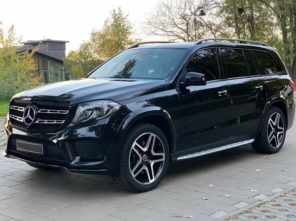 Внедорожник Mercedes GLS 350 аренда заказать на свадьбу