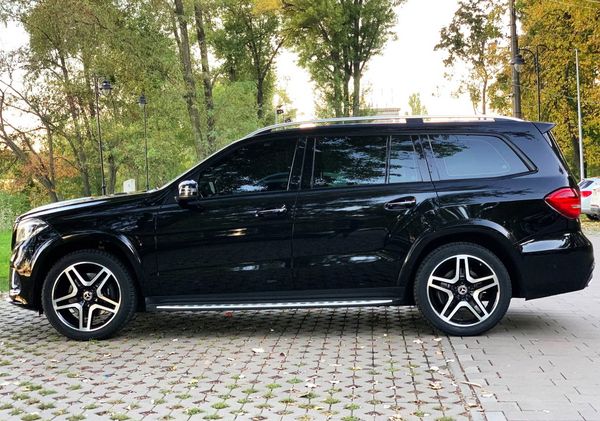 Внедорожник Mercedes GLS 350 аренда заказать на свадьбу