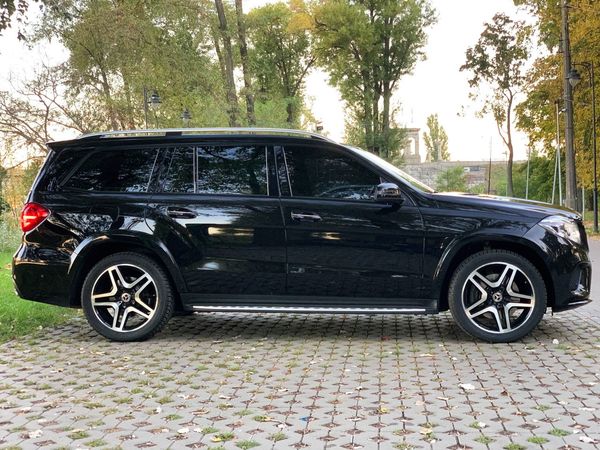 Внедорожник Mercedes GLS 350 аренда заказать на свадьбу