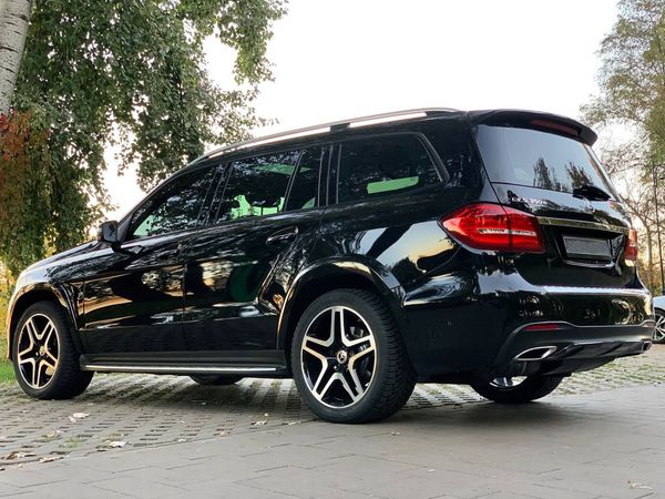 Внедорожник Mercedes GLS 350 аренда заказать на свадьбу