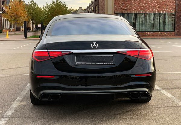 Vip Mercedes-Benz S580 AMG S63 W223 аренда с водителем прокат без водителя 