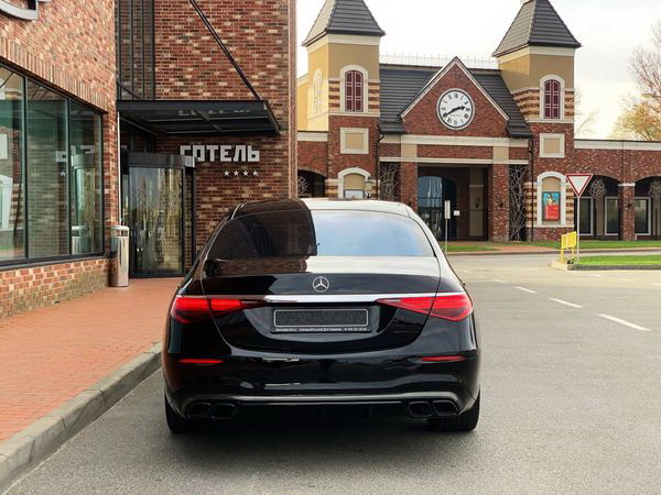 Vip Mercedes-Benz S580 AMG S63 W223 аренда с водителем прокат без водителя 