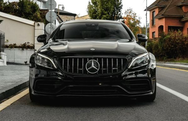 Mercedes Benz C 63 AMG Сoupe чорний прокат без водія мерседес на весілля