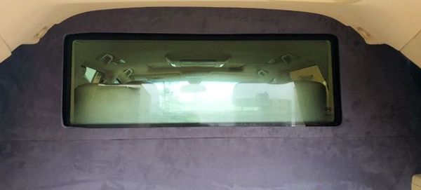 Оренда броньований джип Lexus LX 570 B6 чорний з водієм