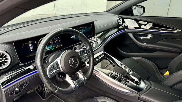 Прокат Mercedes-Benz AMG GT 4-DOOR без водія в Києві 
