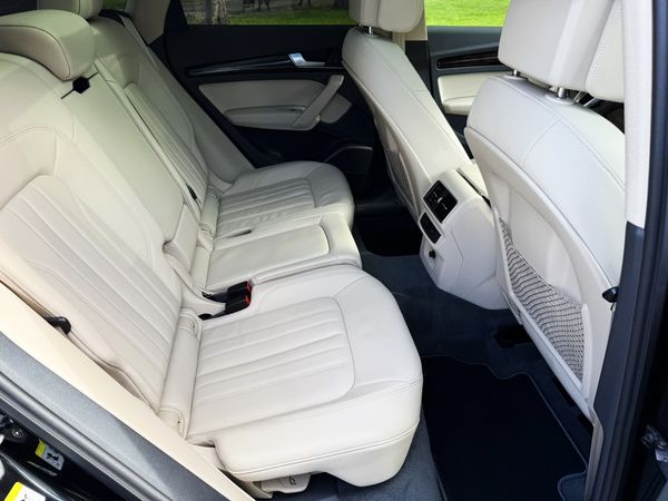 Внедорожник на свадьбу Audi Q5 черный с водителем