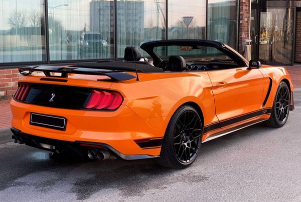 Кабриолет Ford Mustang оранжевый прокат аренда
