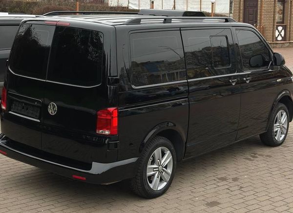 Бронированный микроавтобус Volkswagen Transporter T6 B6 прокат без водителя 
