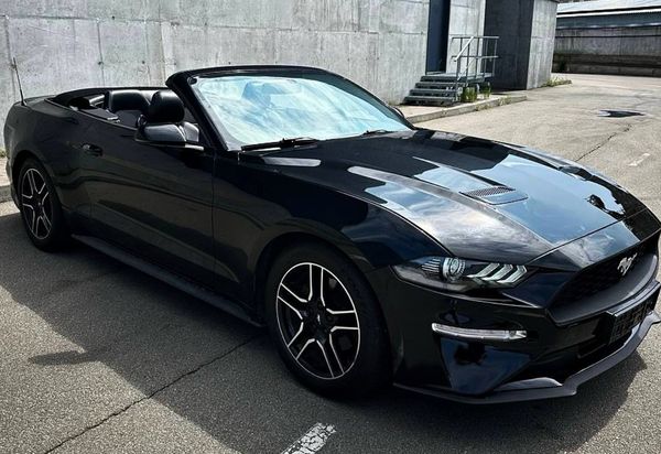 Прокат кабріолет Ford Mustang GT чорний в Києві 