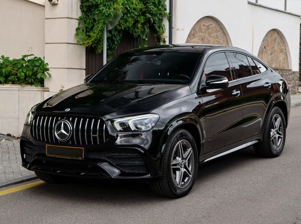 Аренда Mercedes Benz GLE Coupe 53 AMG на свадьбу с водителем