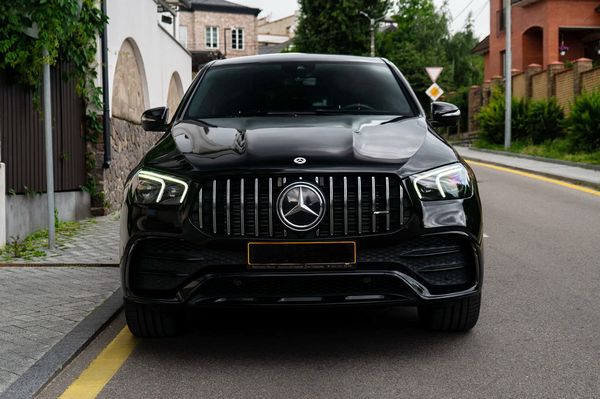 Аренда Mercedes Benz GLE Coupe 53 AMG на свадьбу с водителем