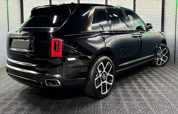 Прокат vip авто Rolls-Royce Cullinan без водителя с водителем