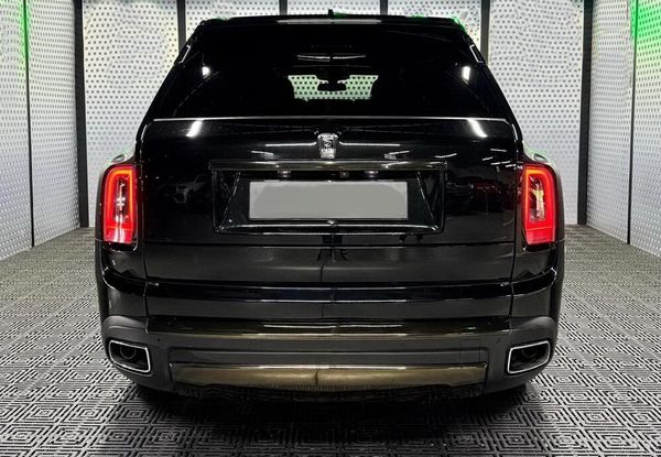 Прокат vip авто Rolls-Royce Cullinan без водителя с водителем