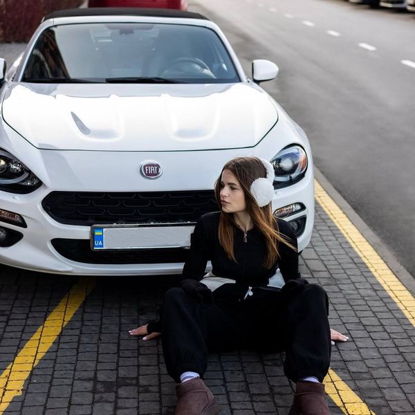 Кабриолет на свадьбу Fiat 124 Spider белый без водителя