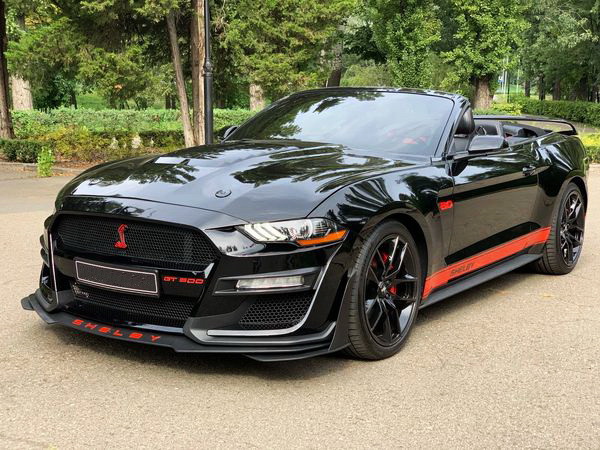 Прокат кабріолет Ford Mustang GT 5.0 чорний в Києві