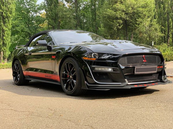 Прокат кабріолет Ford Mustang GT 5.0 чорний в Києві