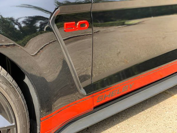 Прокат кабріолет Ford Mustang GT 5.0 чорний в Києві