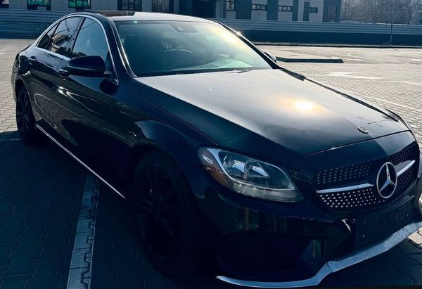 Авто без водителя Mercedes Benz С Сlass на прокат