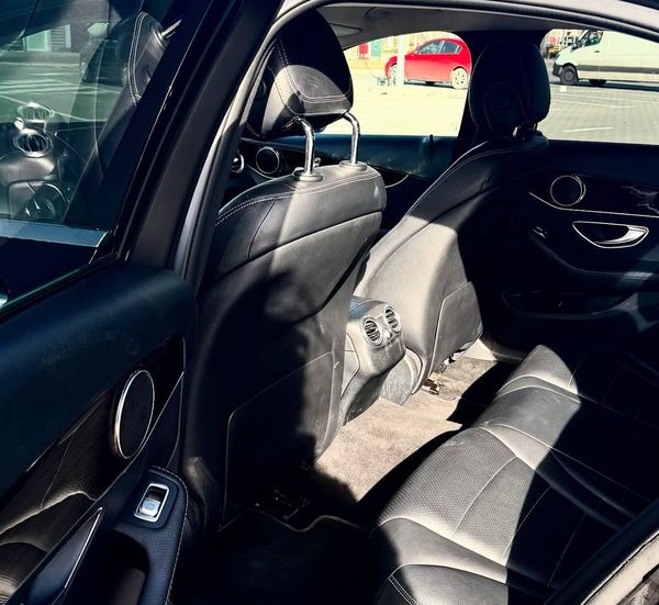 Авто без водителя Mercedes Benz С Сlass на прокат