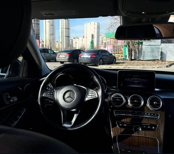 Авто без водителя Mercedes Benz С Сlass на прокат
