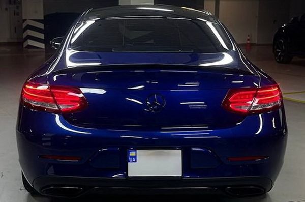 Авто без водителя Mercedes Benz С 300 синий на прокат
