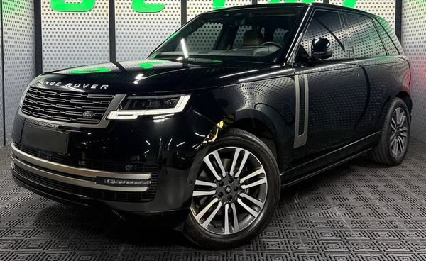 Прокат Range Rover Vogue NEW без водителя
