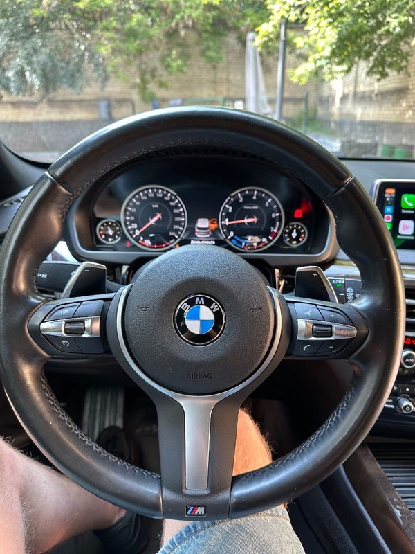 Джип на свадьбу BMW X5 белый с водителем в Киеве