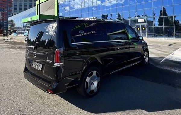 Мікроавтобус на прокат без водія Mercedes-Benz V class 2025