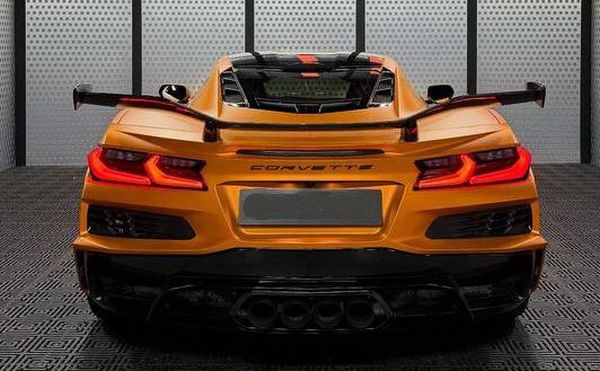 Спорткар на фотосессию Chevrolet Corvette Chevrolet C8 оранжевый аренда