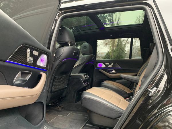 Прокат Merrcedes-Benz GLS 63 AMG без водія в Києві
