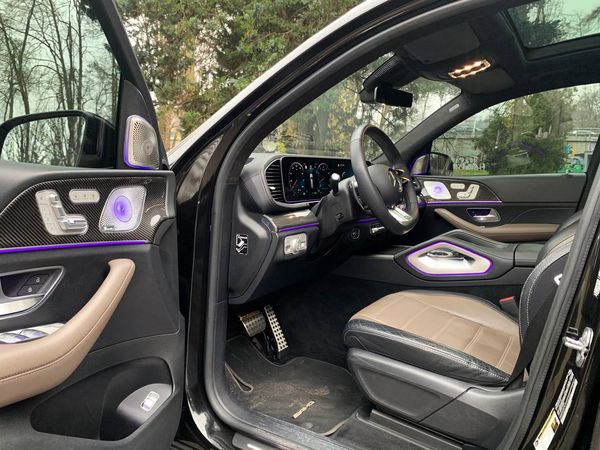Прокат Merrcedes-Benz GLS 63 AMG без водія в Києві