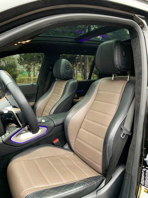 Прокат Merrcedes-Benz GLS 63 AMG без водія в Києві