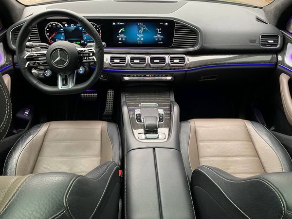 Прокат Merrcedes-Benz GLS 63 AMG без водія в Києві