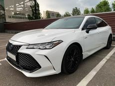 Белая Toyota Avalon — стильный автомобиль на вашу свадьбу