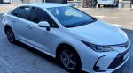 Авто на весілля Toyota Corolla біла у Києві – стильний та надійний код 349